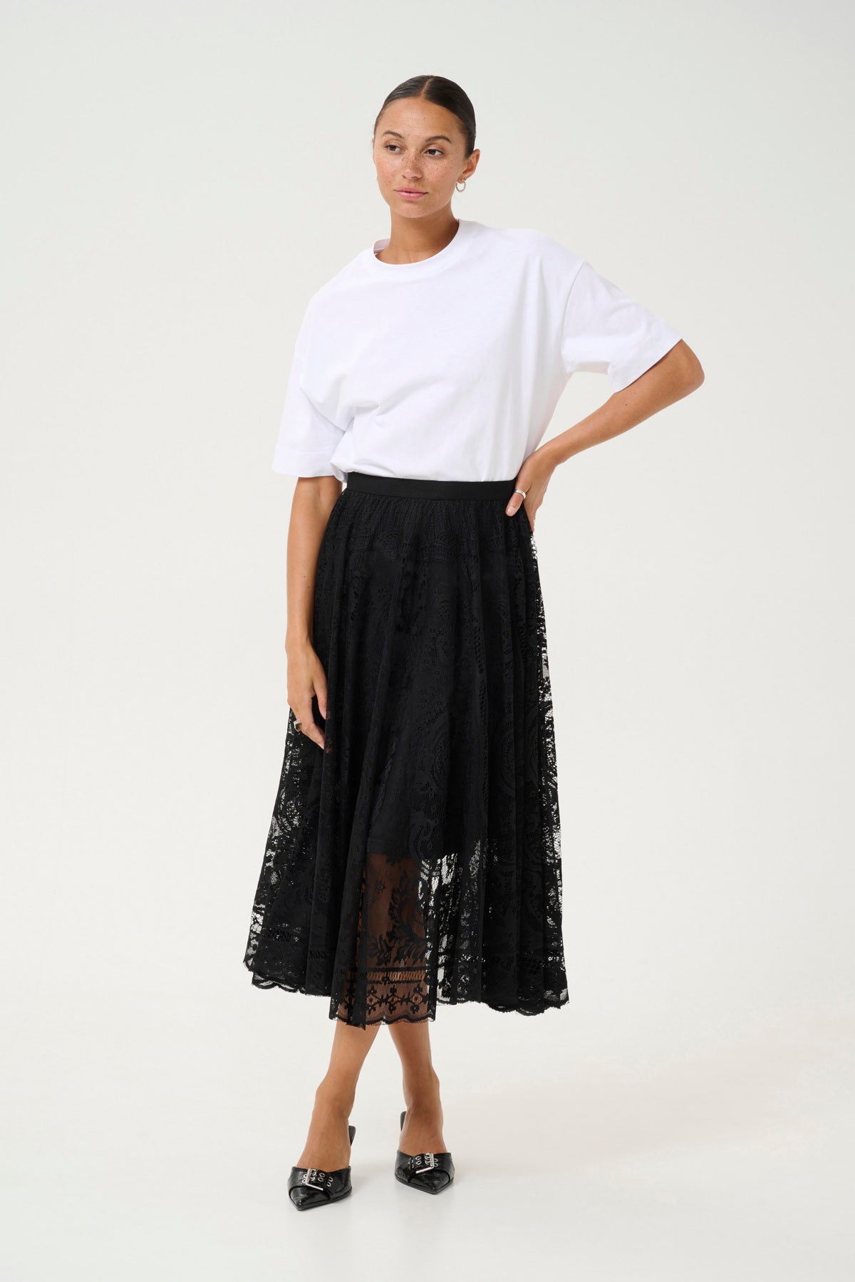 KAvilja Lace Skirt Black deep