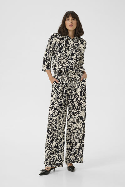 KAsanne Plain Weave Jumpsuit P Black / Light Beige Flower - 10509808 Thumbnail