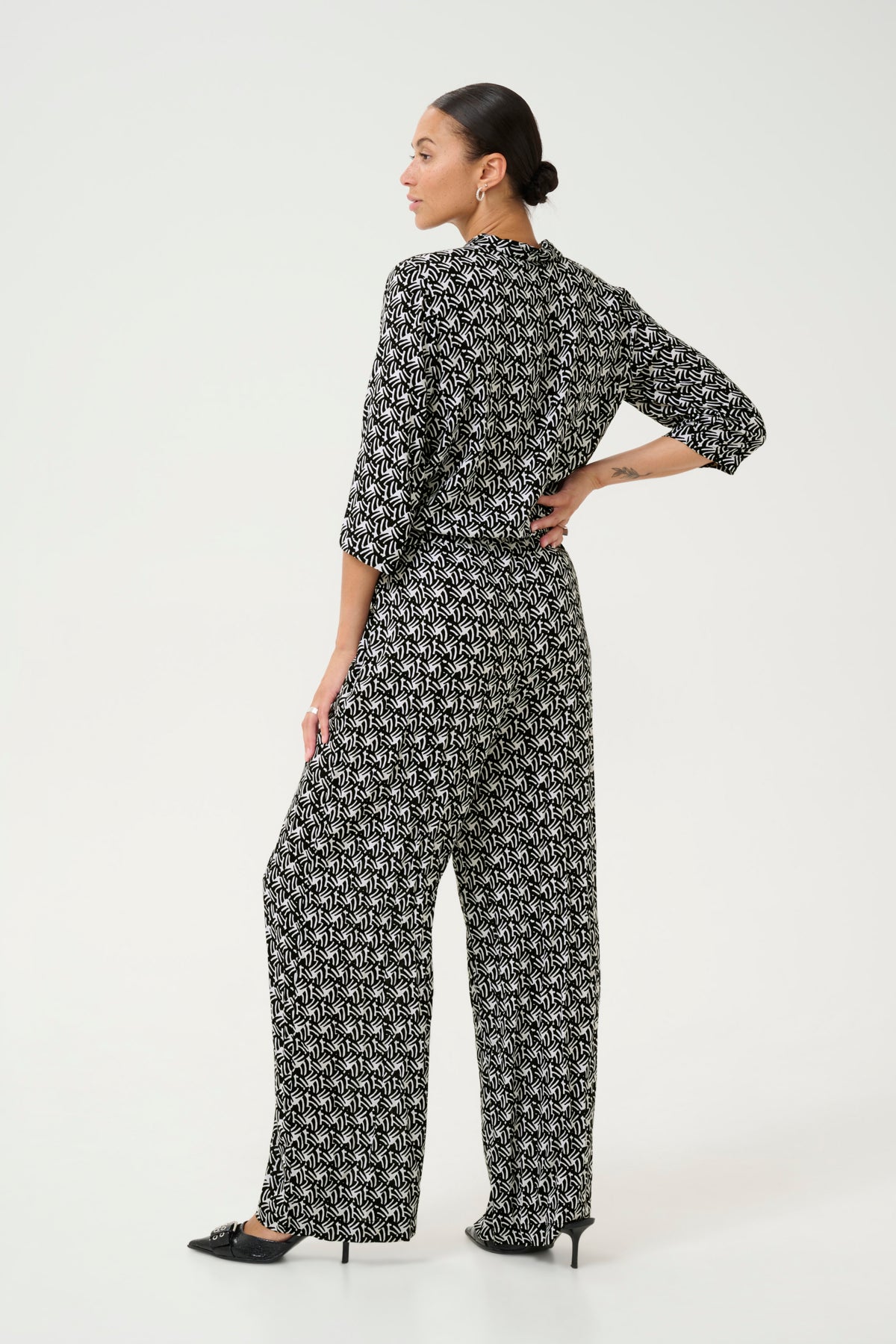 KAsanne Plain Weave Jumpsuit P Black/Moonstruck Retro Print - 10509808