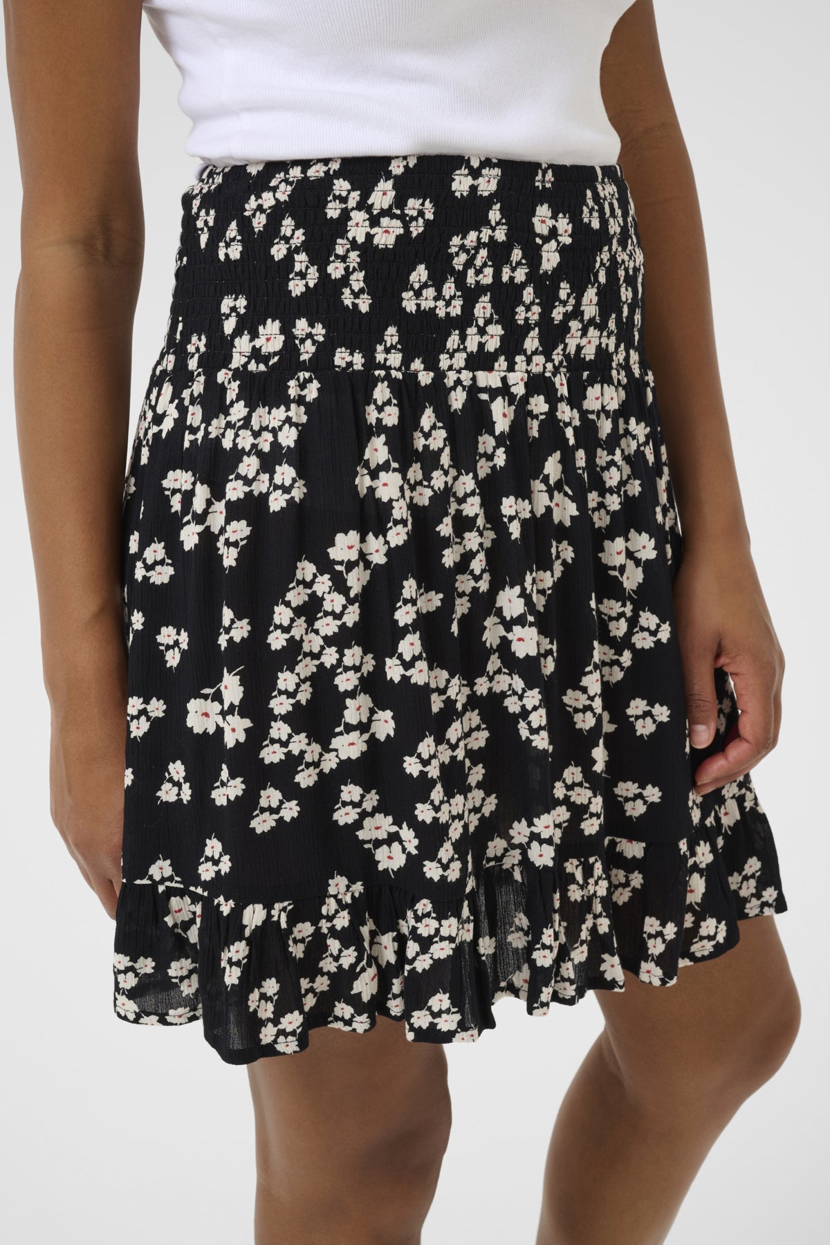 KAthora Amber Skirt Black/Chalk/Red Petit Fleur - 10510041