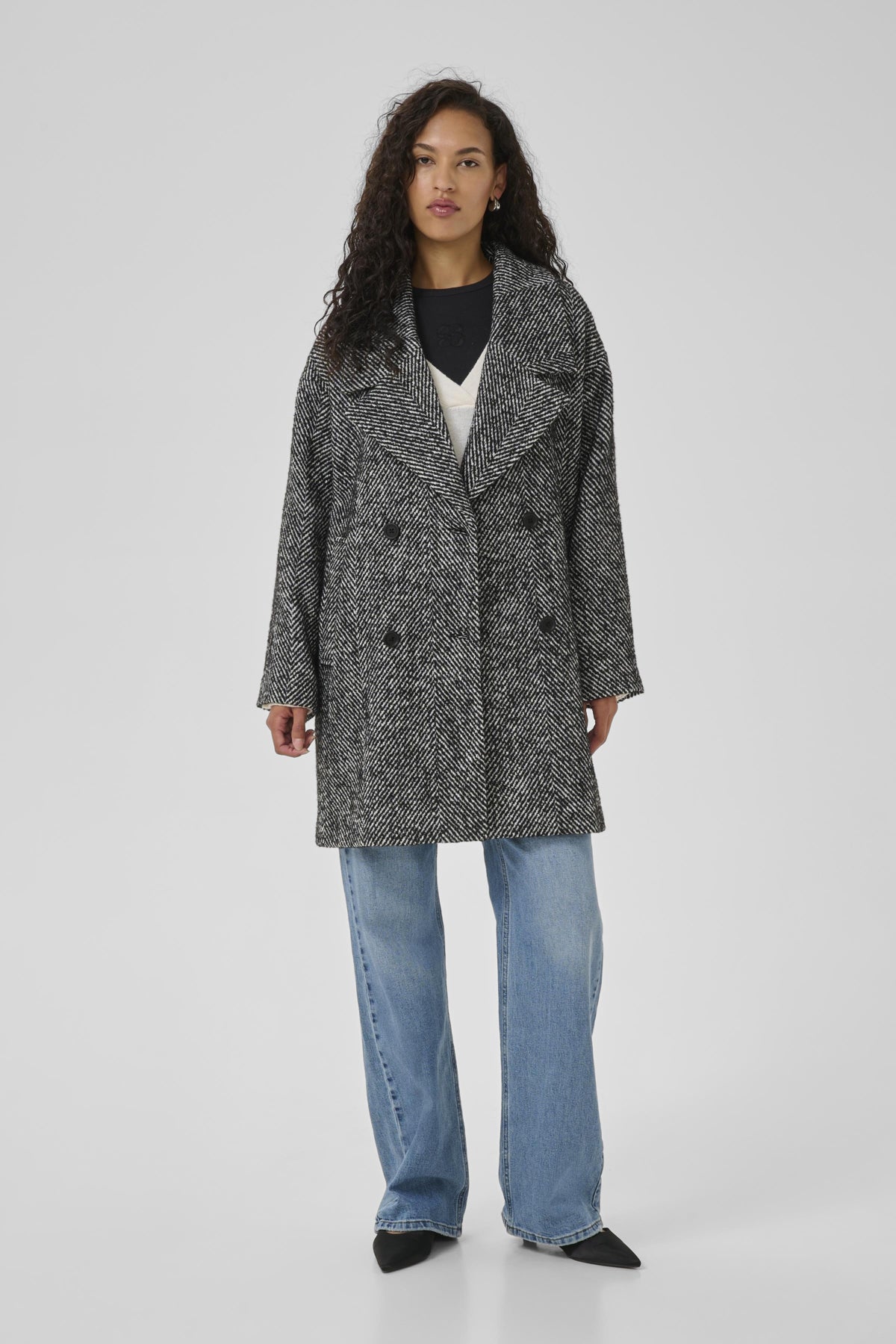 MaggieMW Knee Coat Black - Off White Combo - 10705190