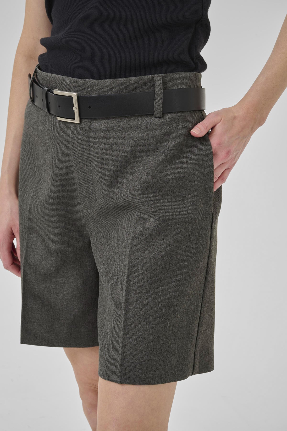 SpaceMW Shorts Dark Shadow