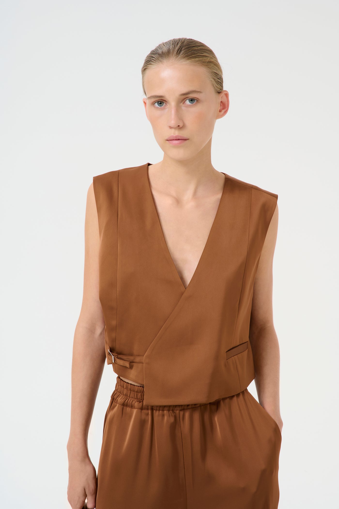 GZjessie waistcoat Sorrel Horse