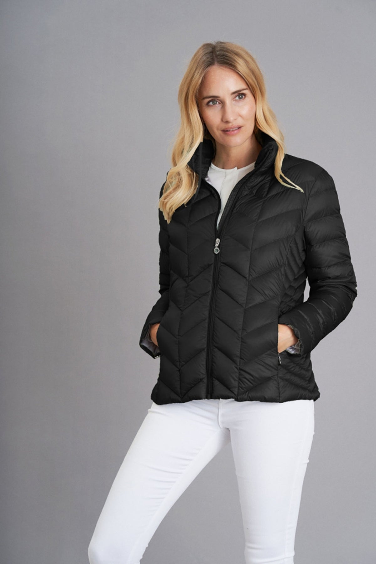 119558Black