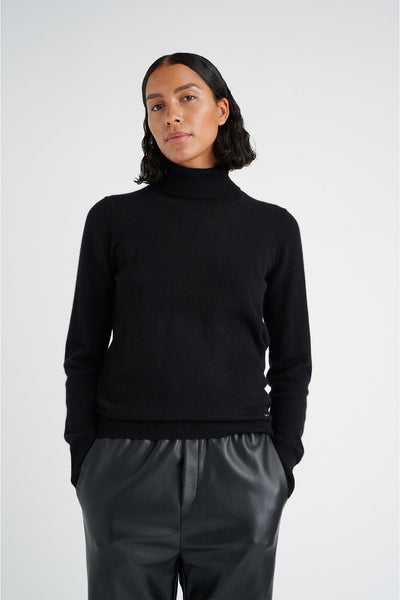 LukkaIW Rollneck Pullover Black - 30108211 Thumbnail