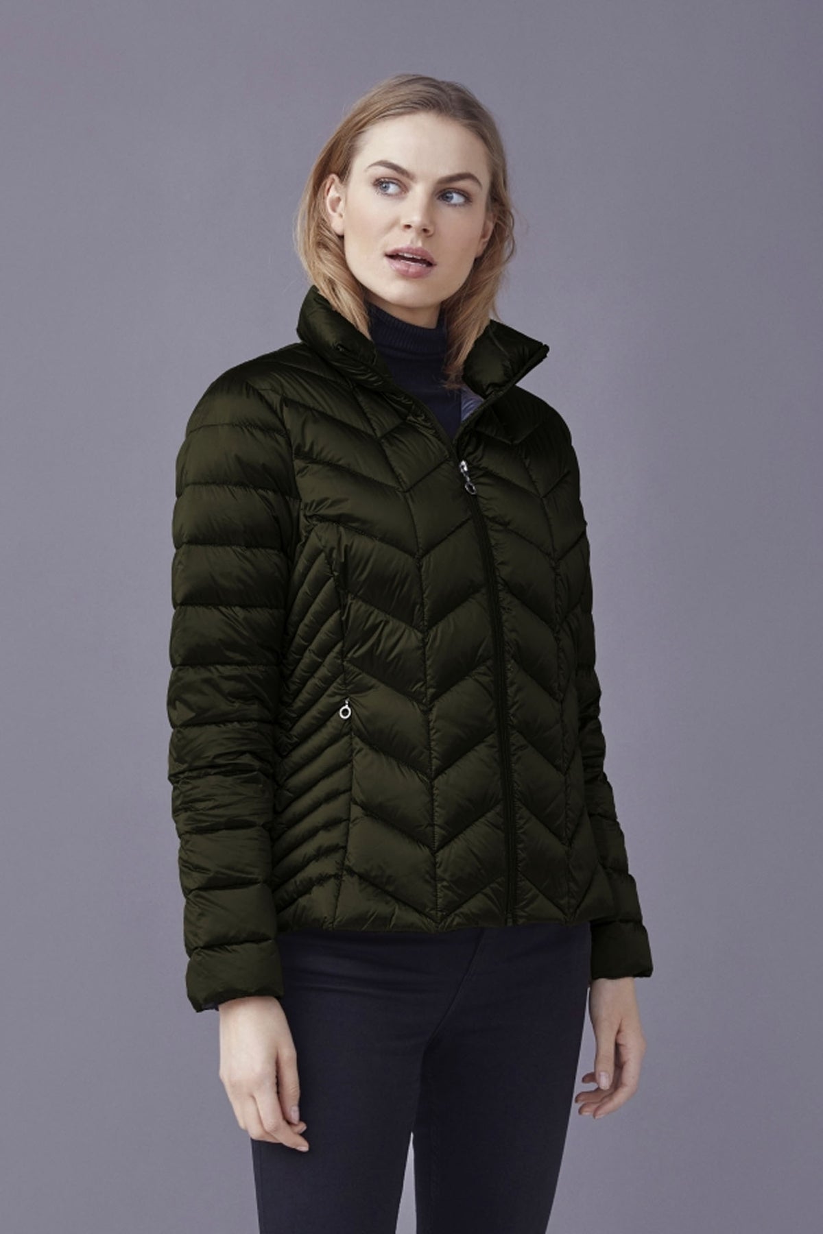 Daisy Olive - 0222-2840-62