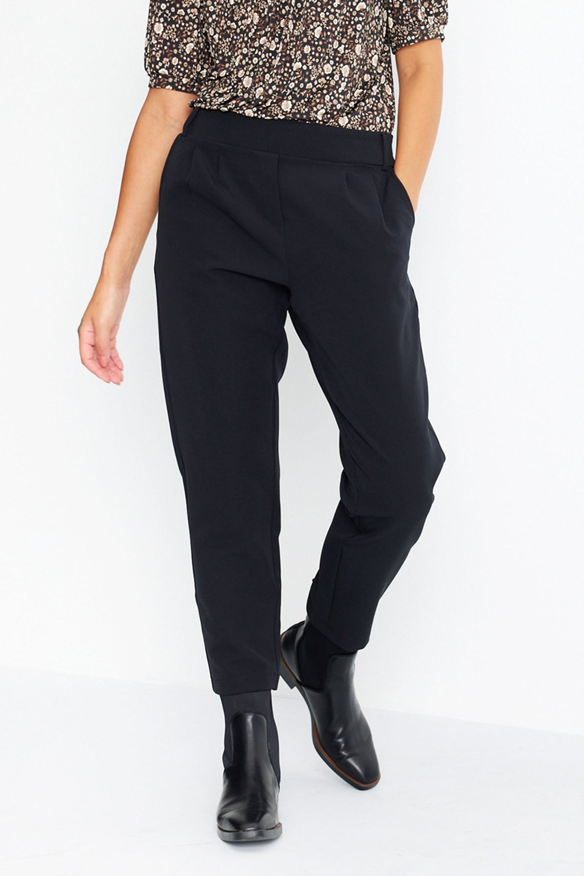 Lea pant SORT - 15216