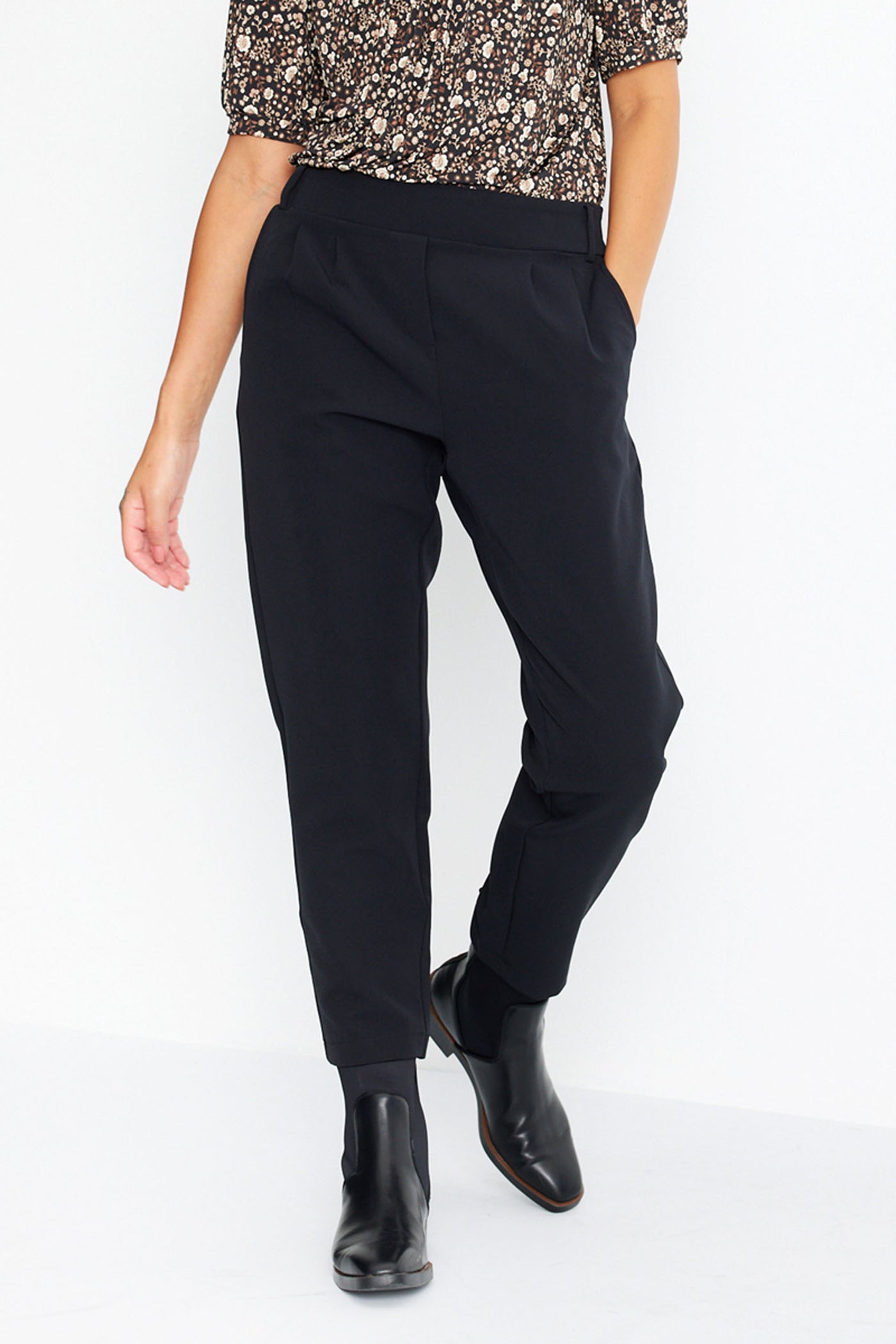 Lea pant SORT - 15216