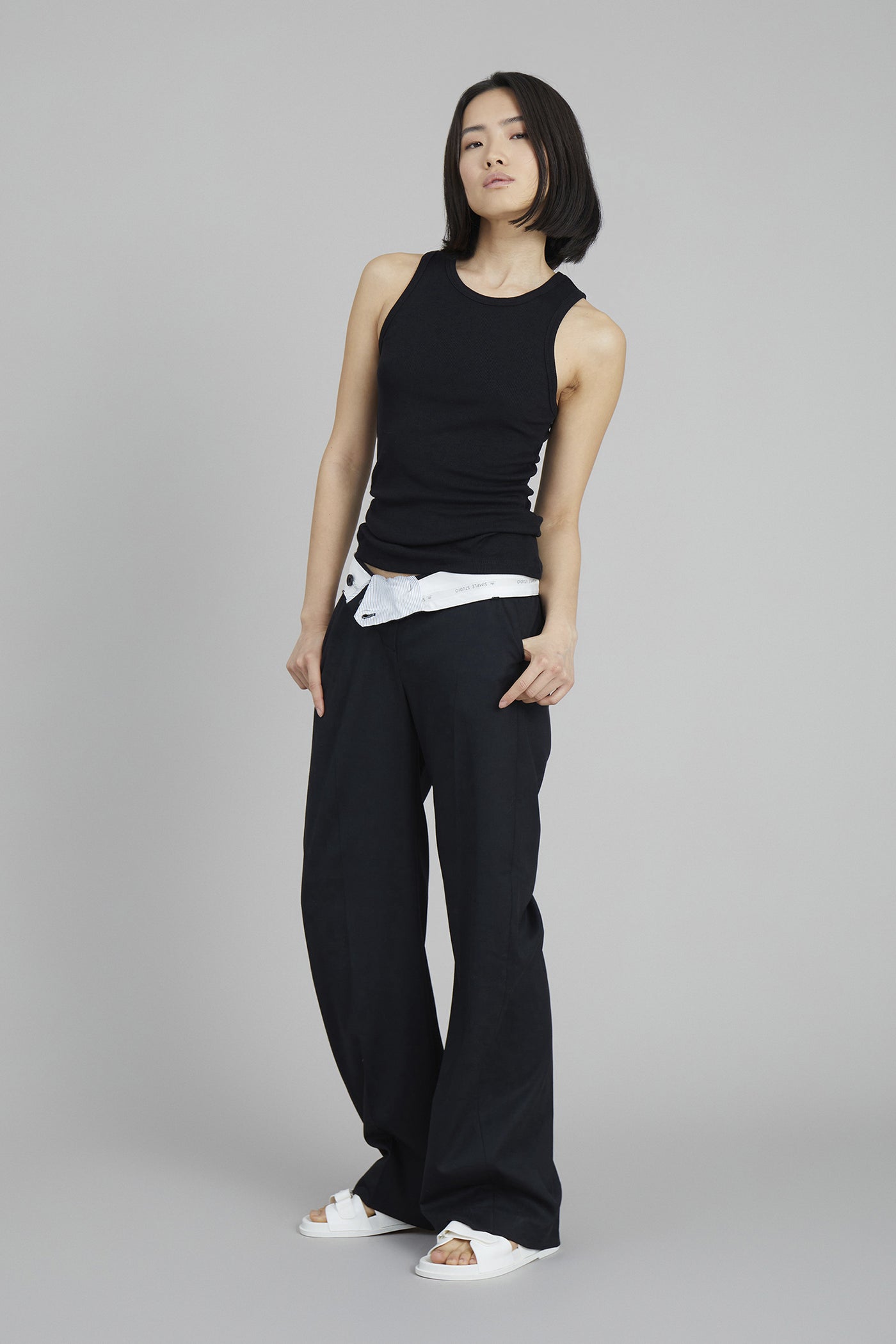 PEACH Black - 1125/24769