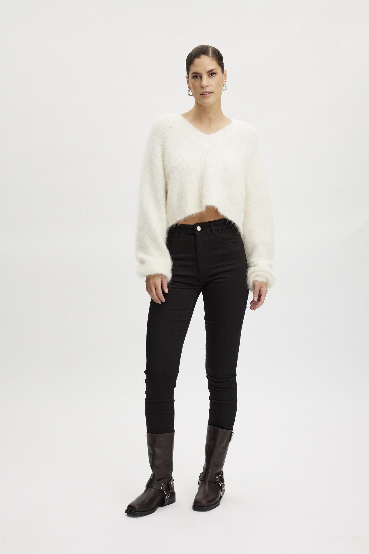 134028Black