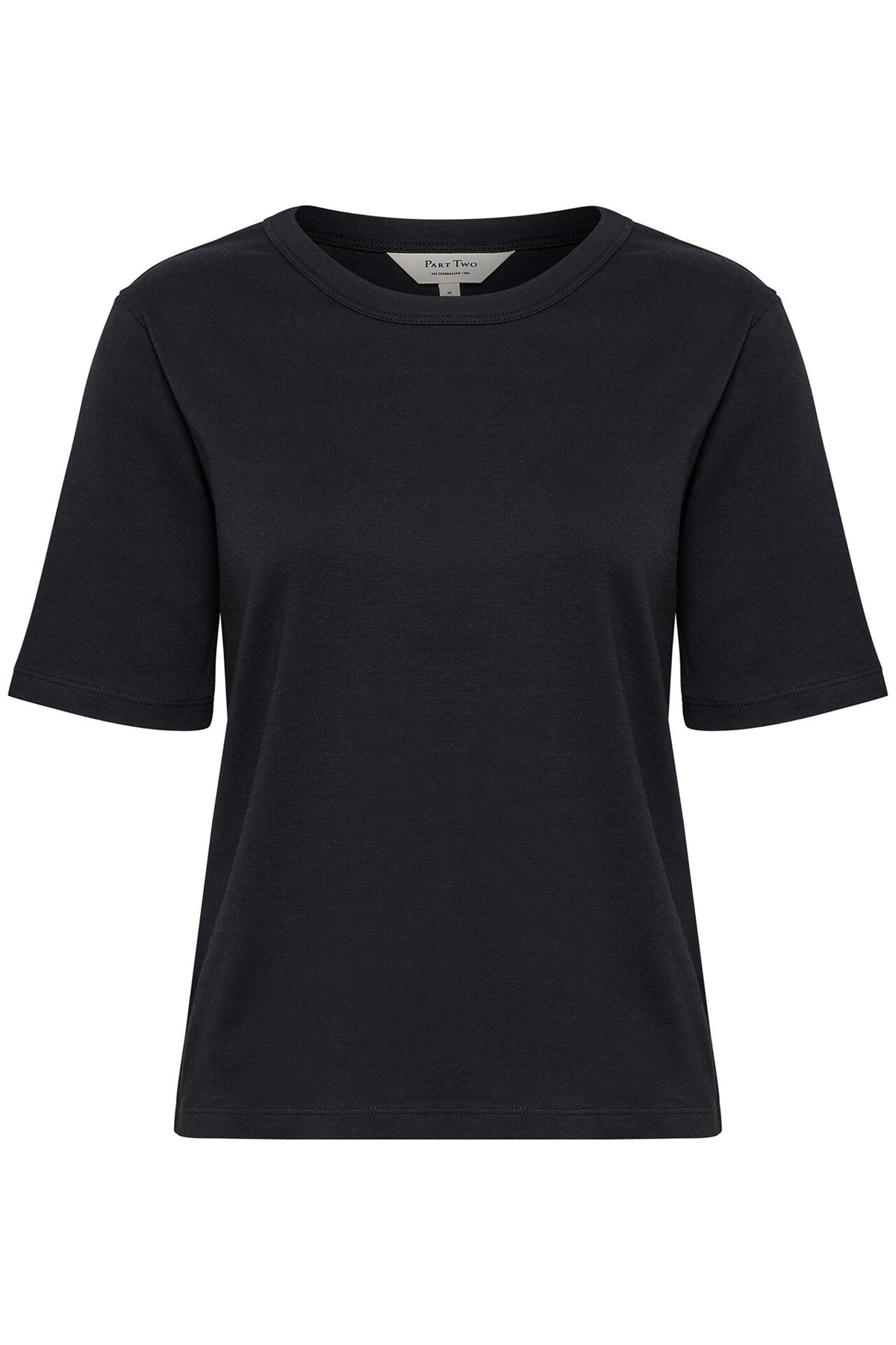 135379Black
