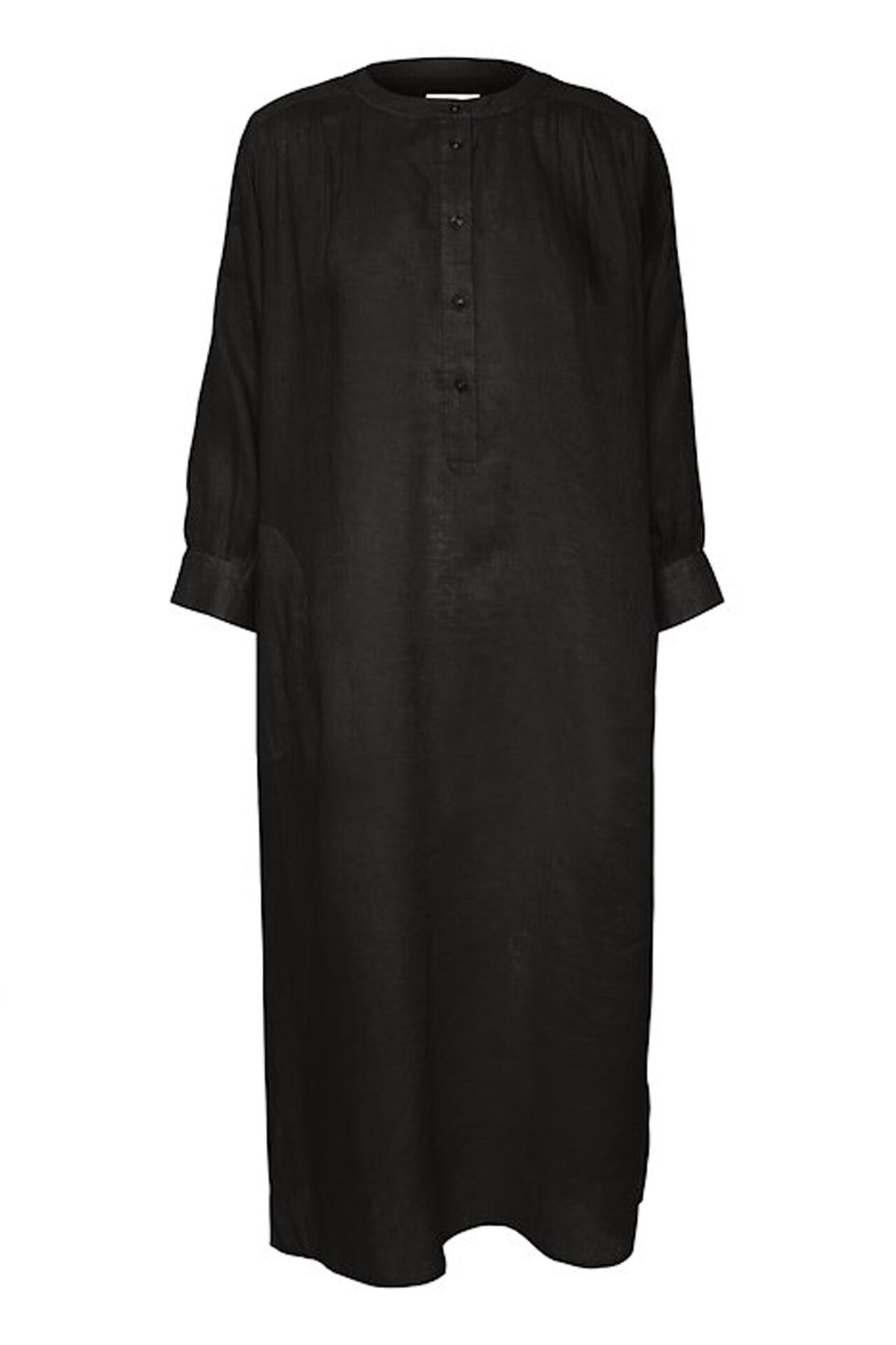 135746Black