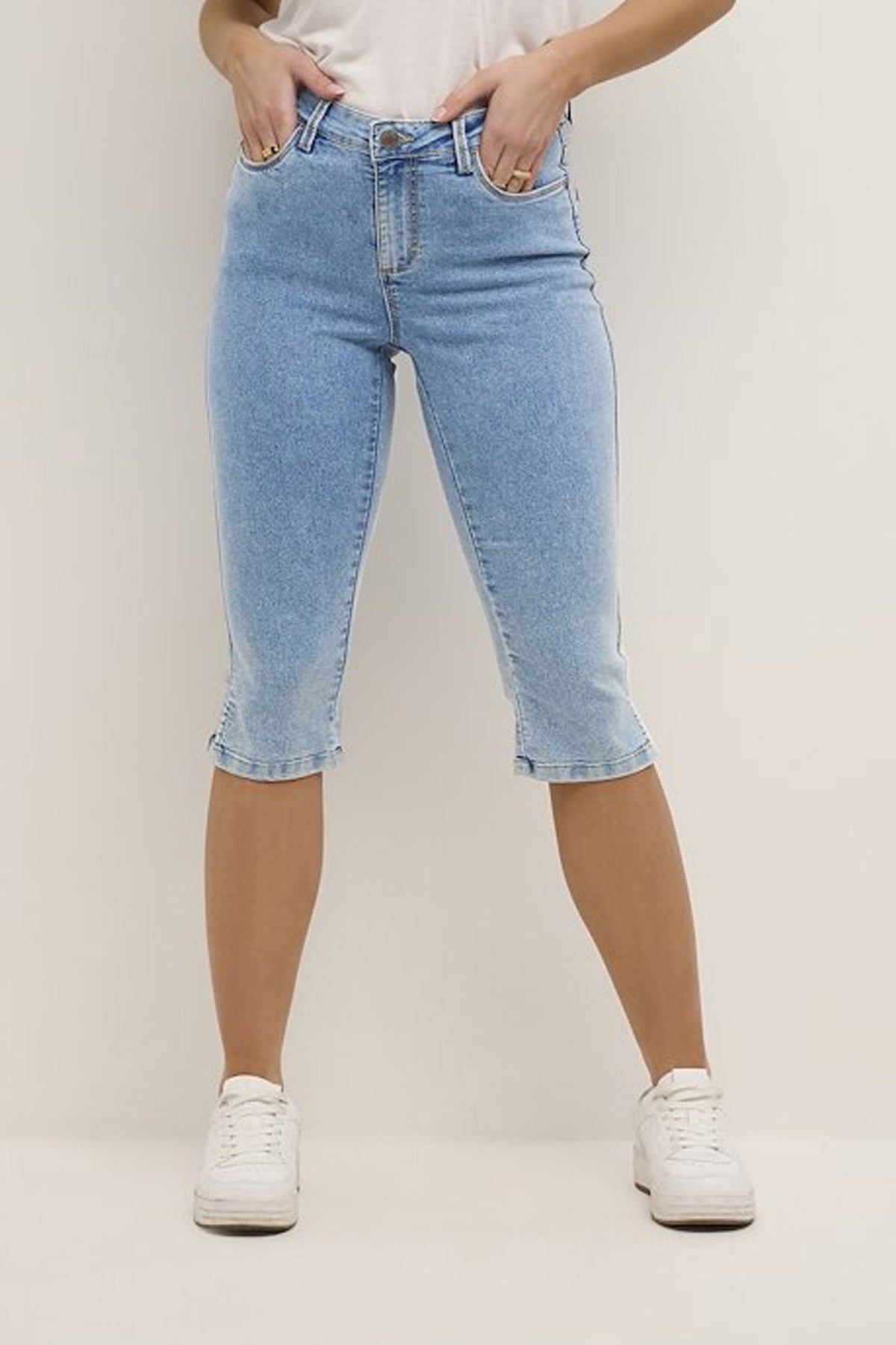 KAvicky Capri Jeans Light Blue Washed Denim - 10505521