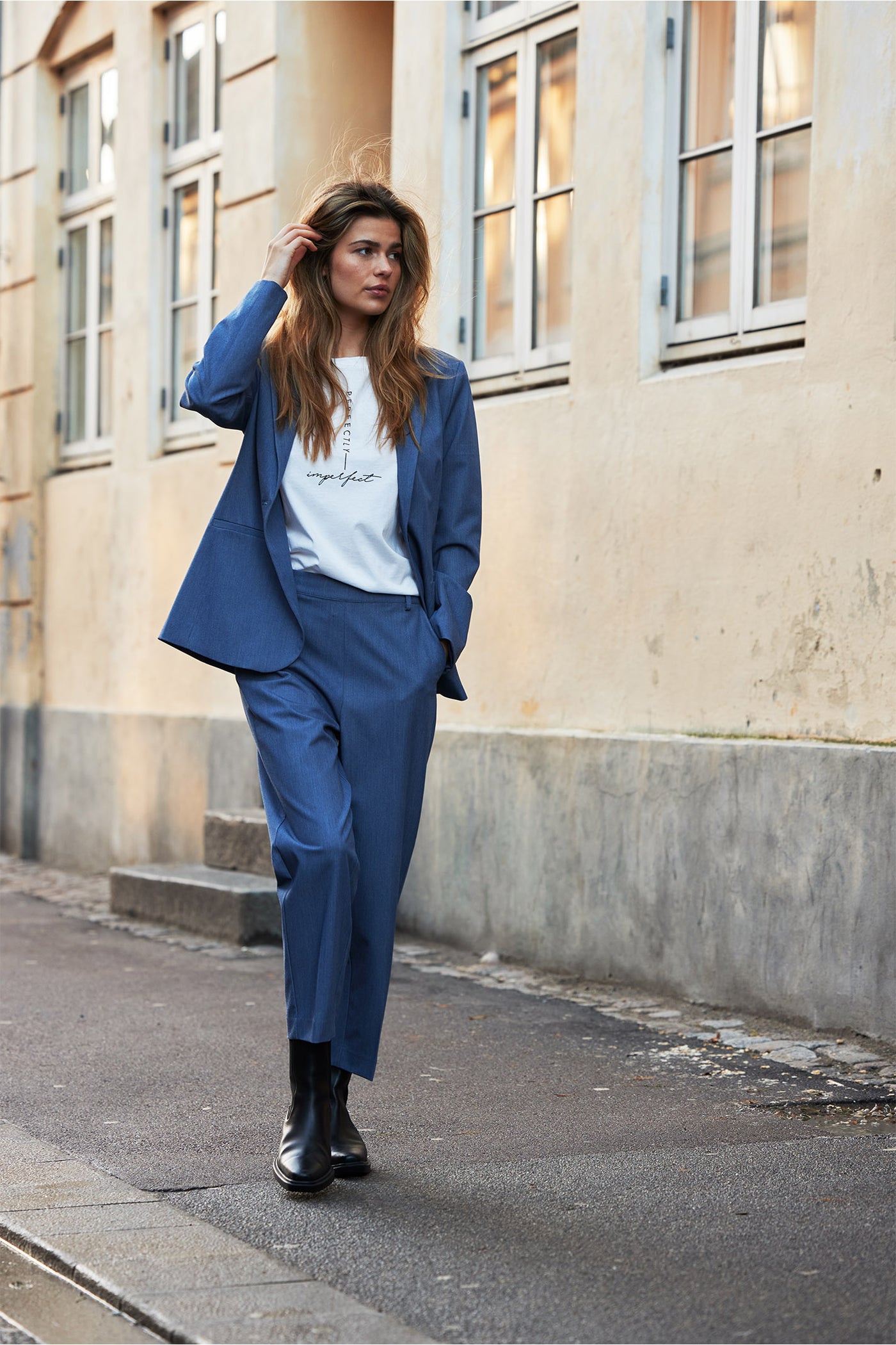 KAsakura HW Cropped Pants Vintage Indigo - 10506127