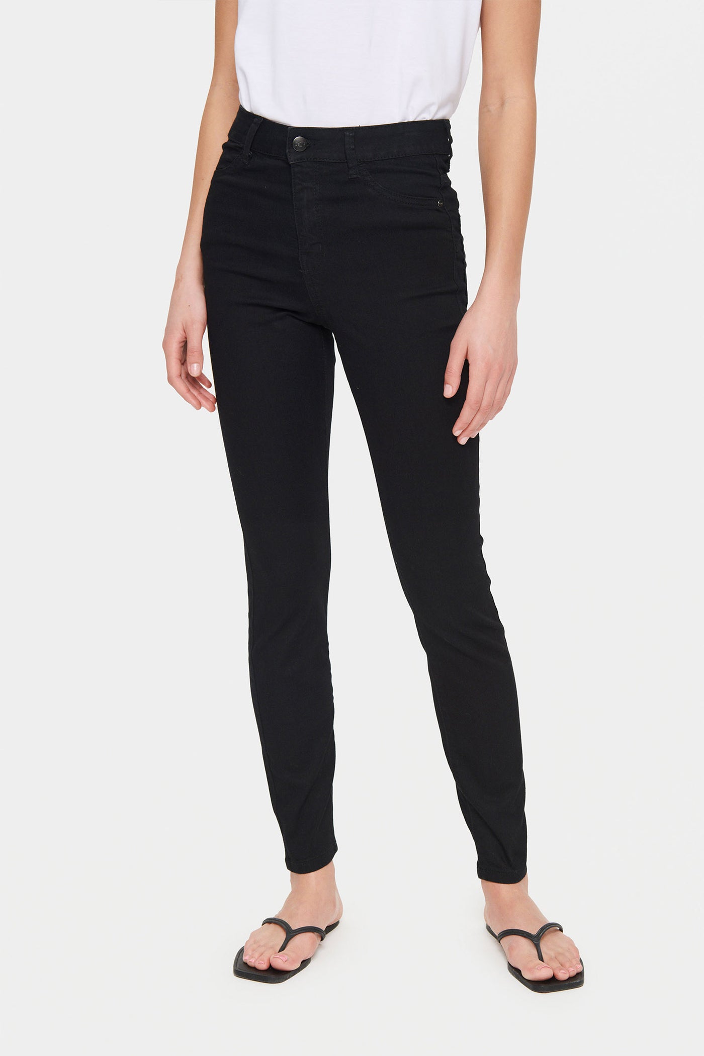 T5757, UllaSZ Jeans Black - 30501043
