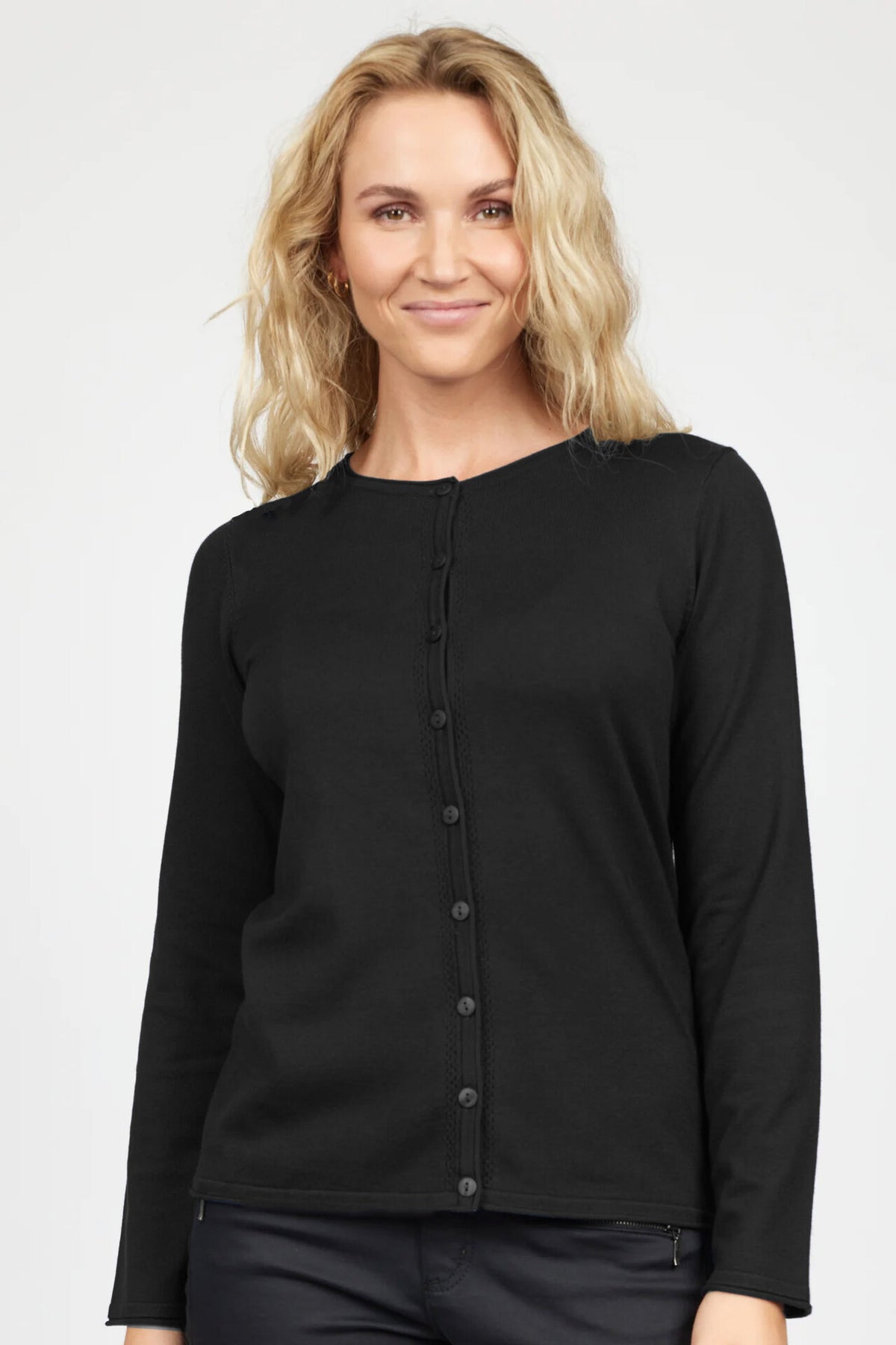 142163Black