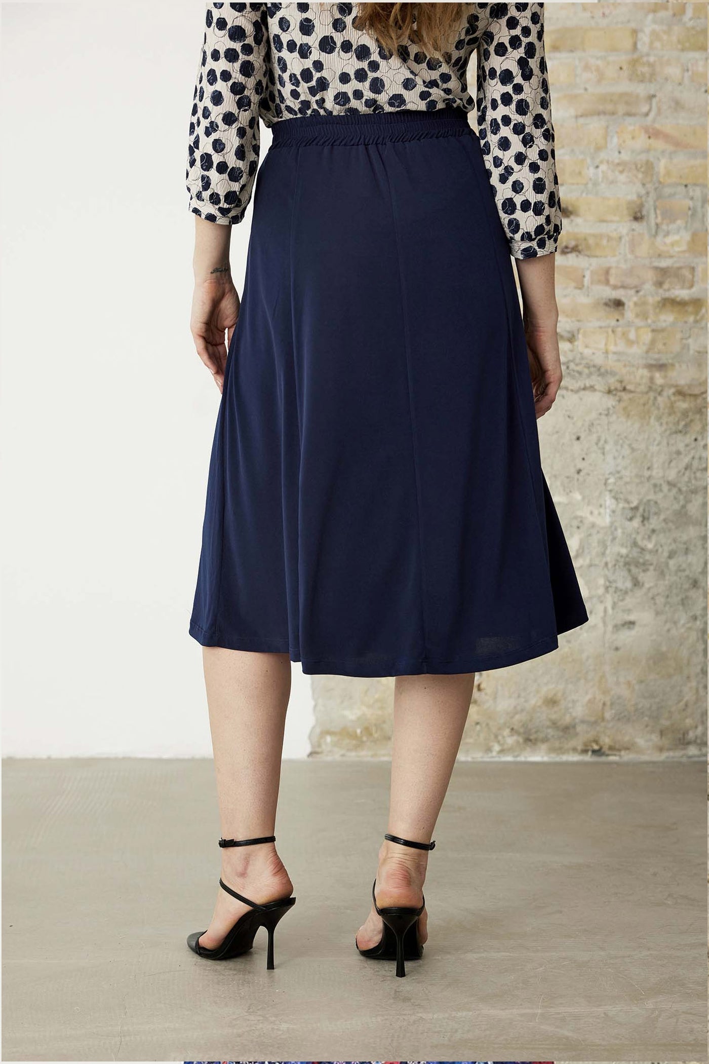 Sussi skirt Navy - 16133