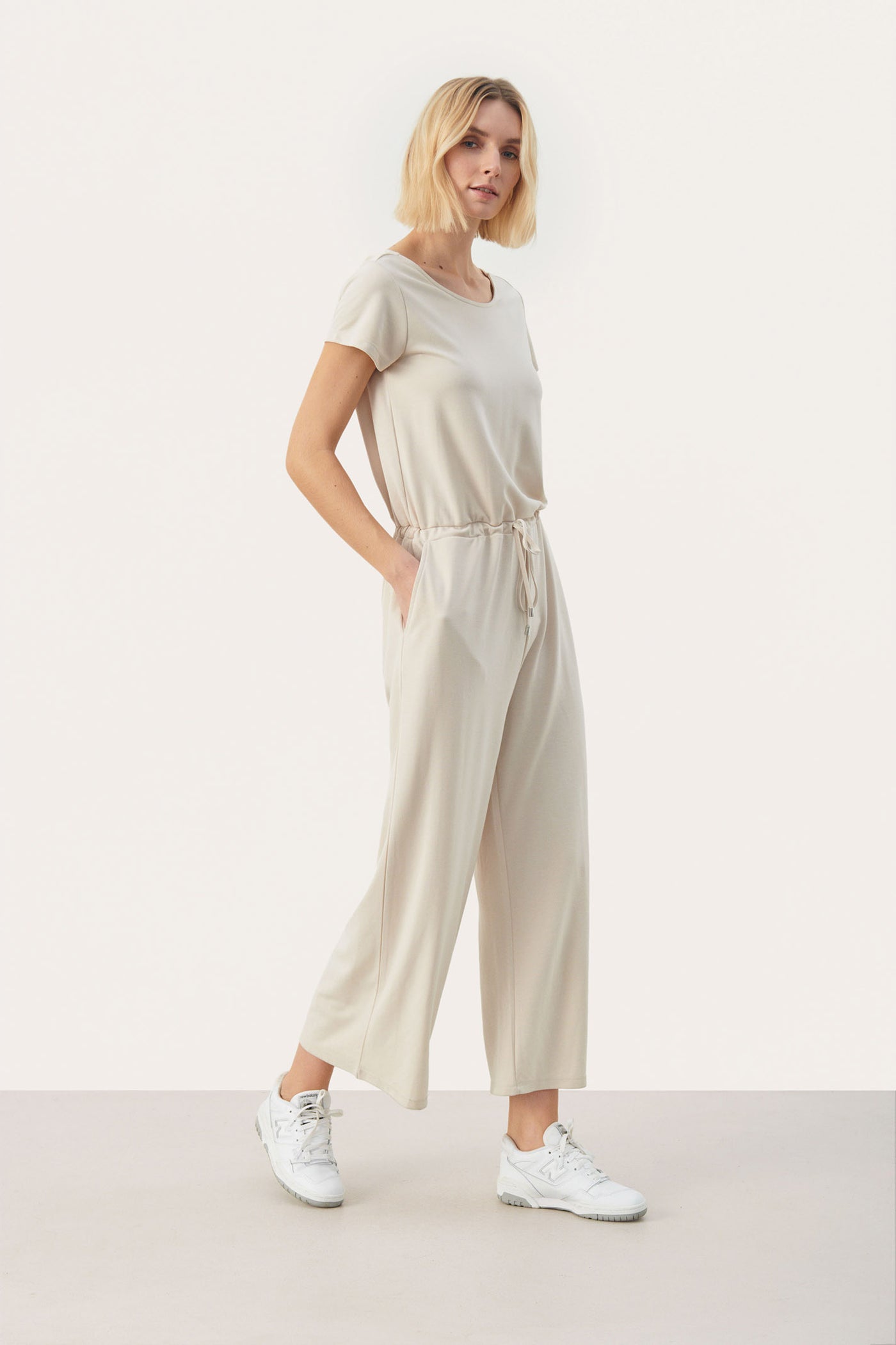 AdrianePW JU Moonbeam - 30308712