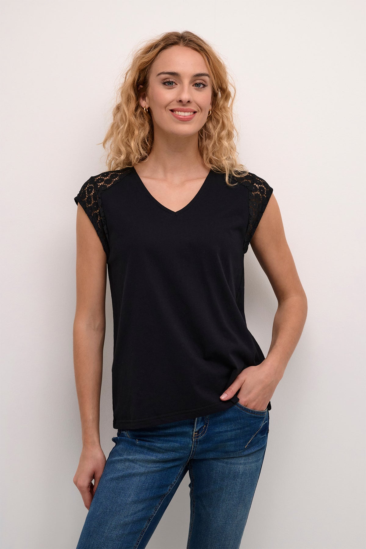 CRHermi Tshirt Pitch Black