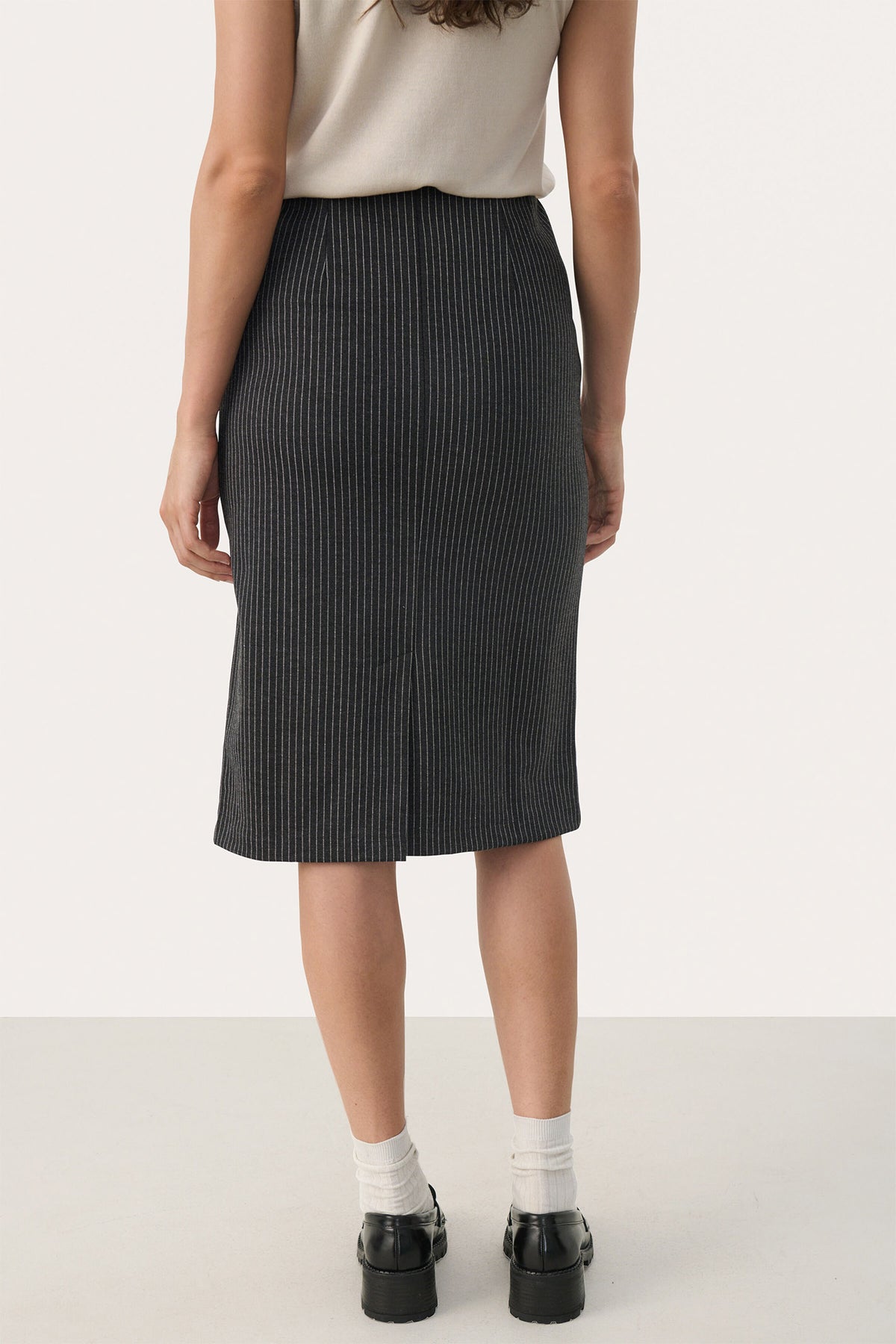 LorinnePW SK Dark grey pinstripe - 30309146
