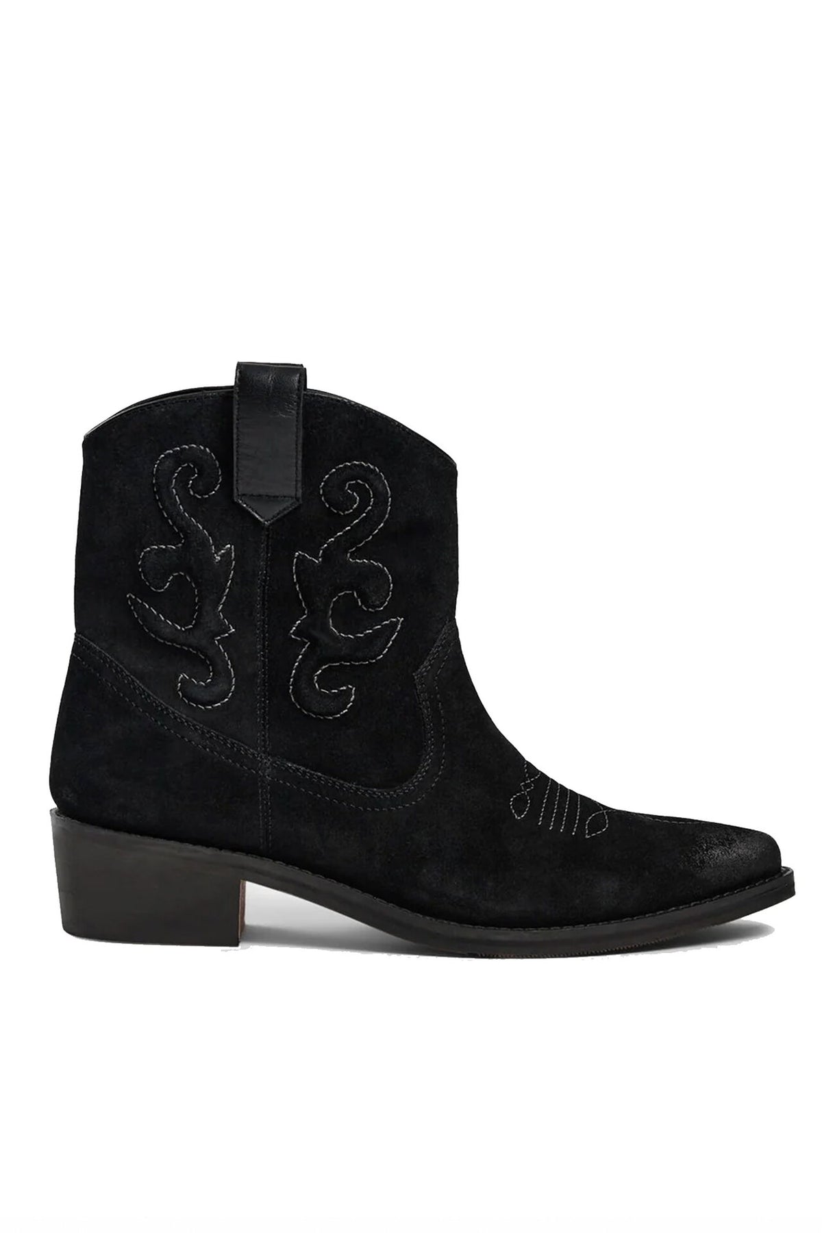 157648Black