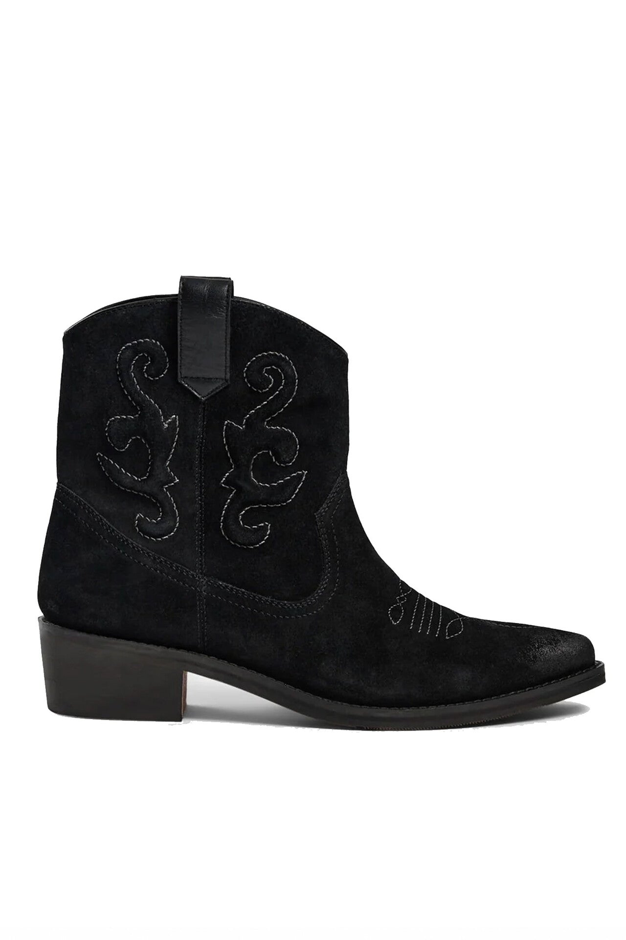157648Black