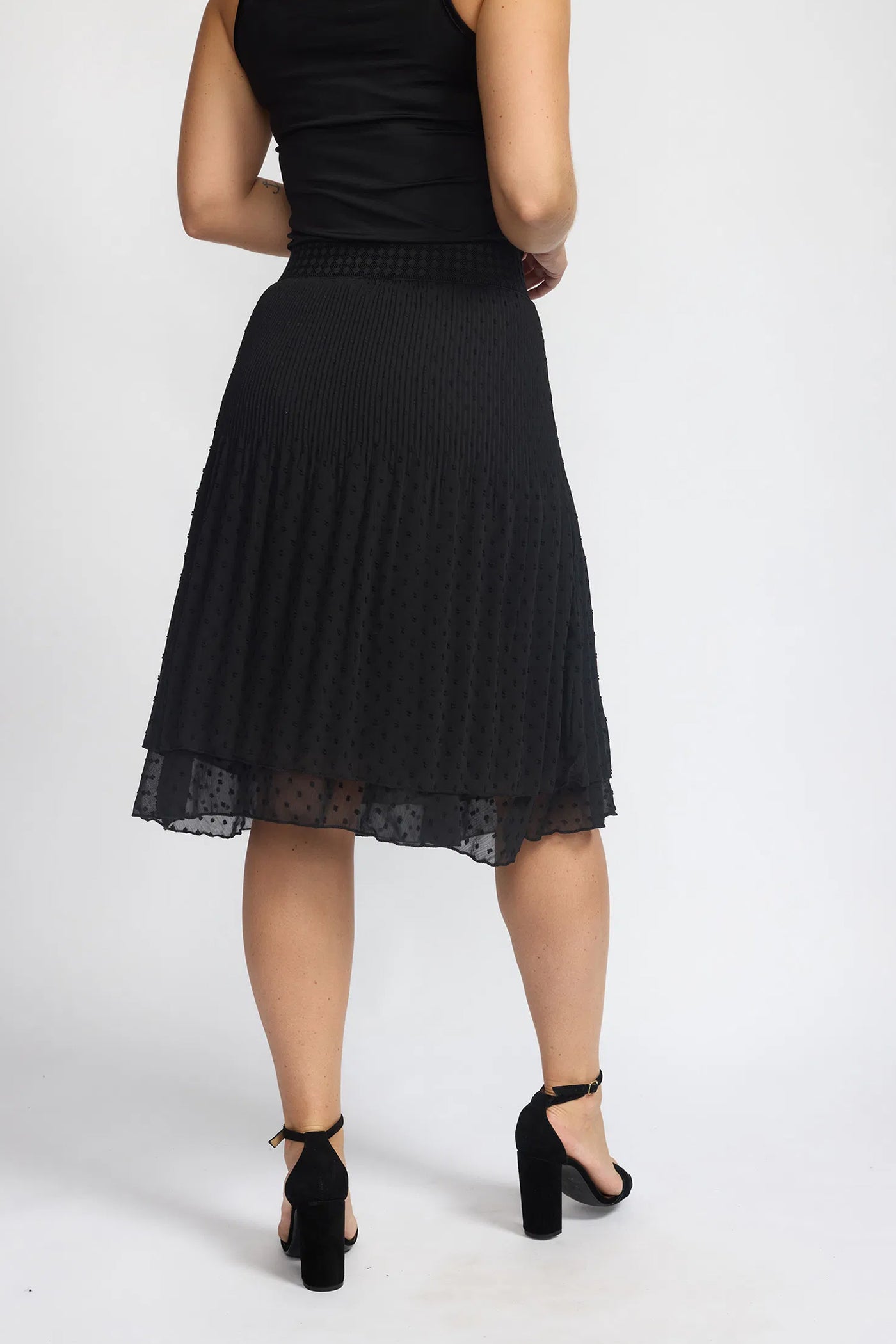 TUBAI.WI24 Black