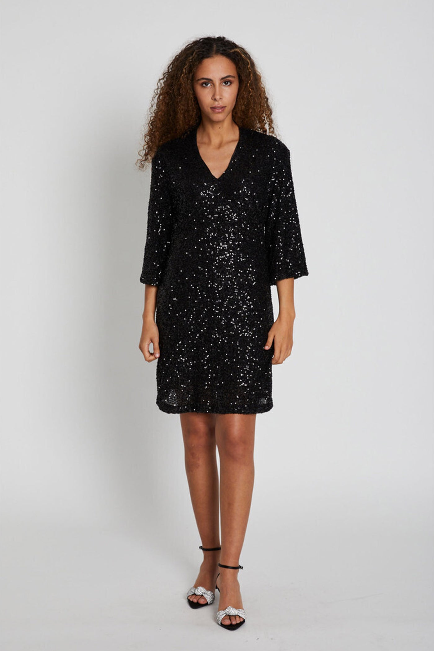 AraluBBAzati dress Black - BBW4192