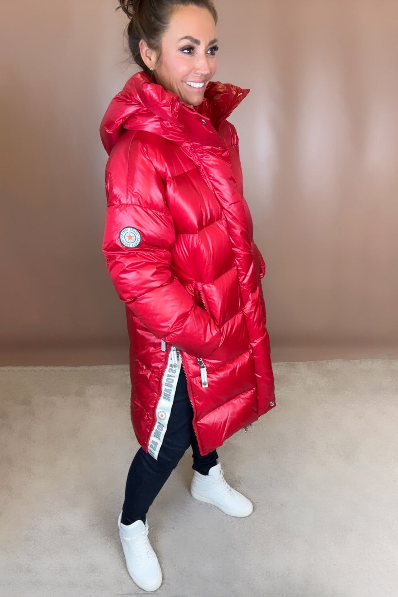 160081Red