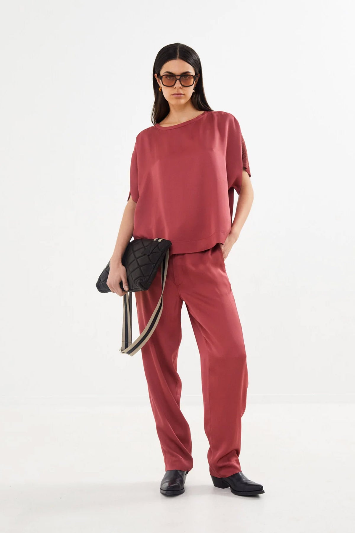 Serena Burgundy - W24408103