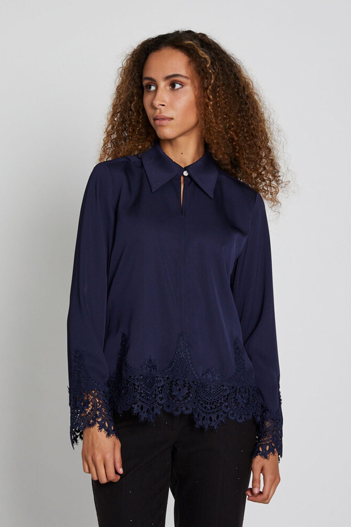 CedarsBBElaina blouse Navy - BBW4270