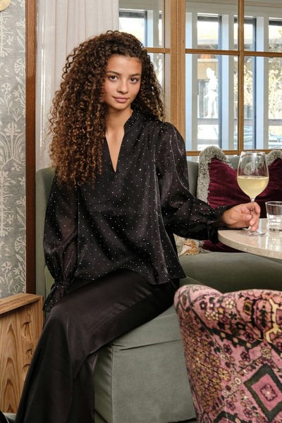 Amara Bedazzled Black - 164237 Thumbnail