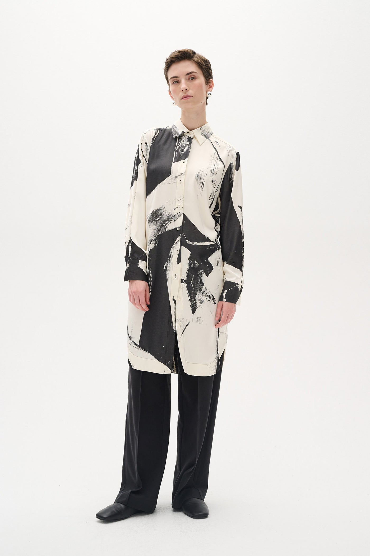 ValerieIW Shirt Dress Neutral Art