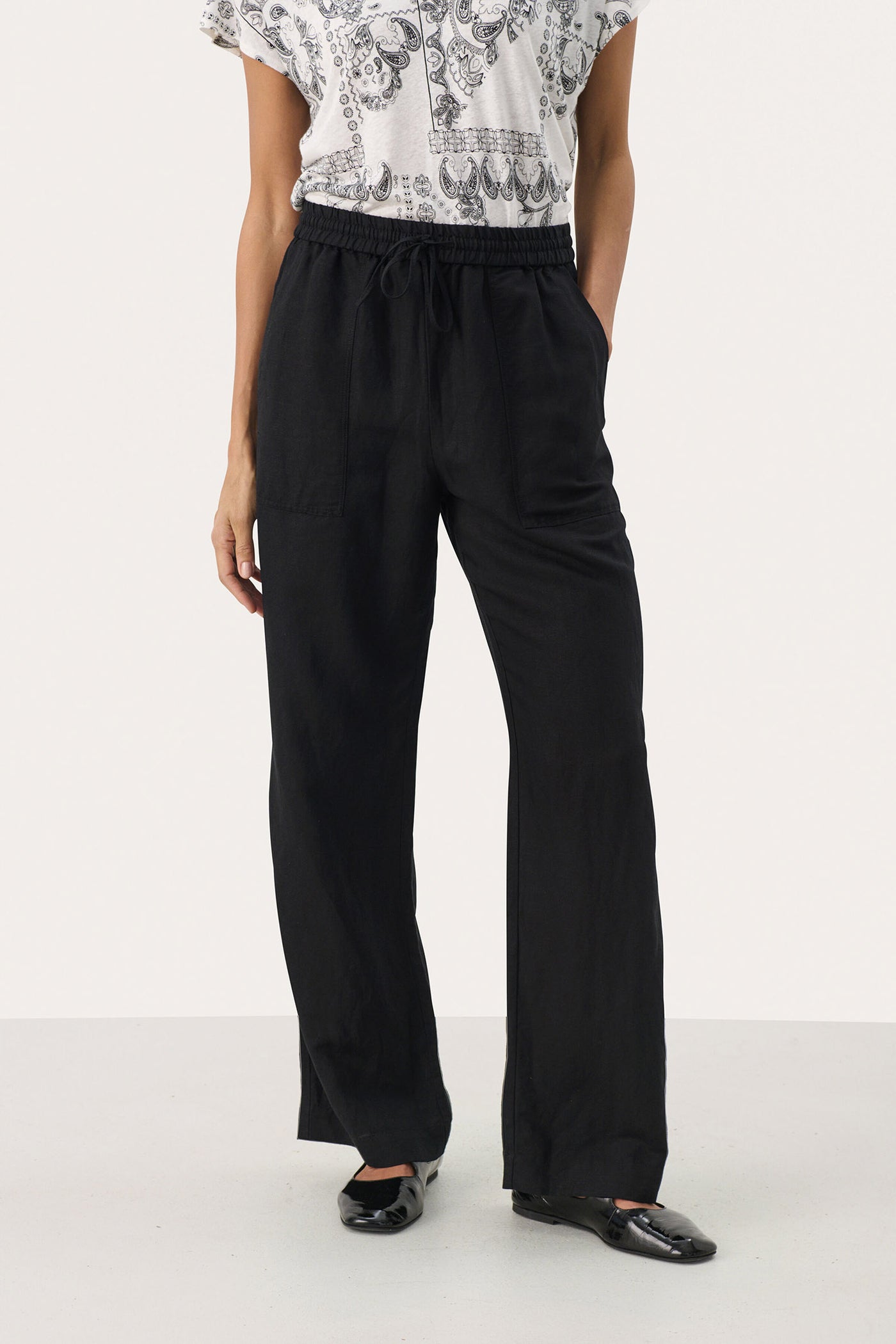 EniolaPW PA Black - 30309566
