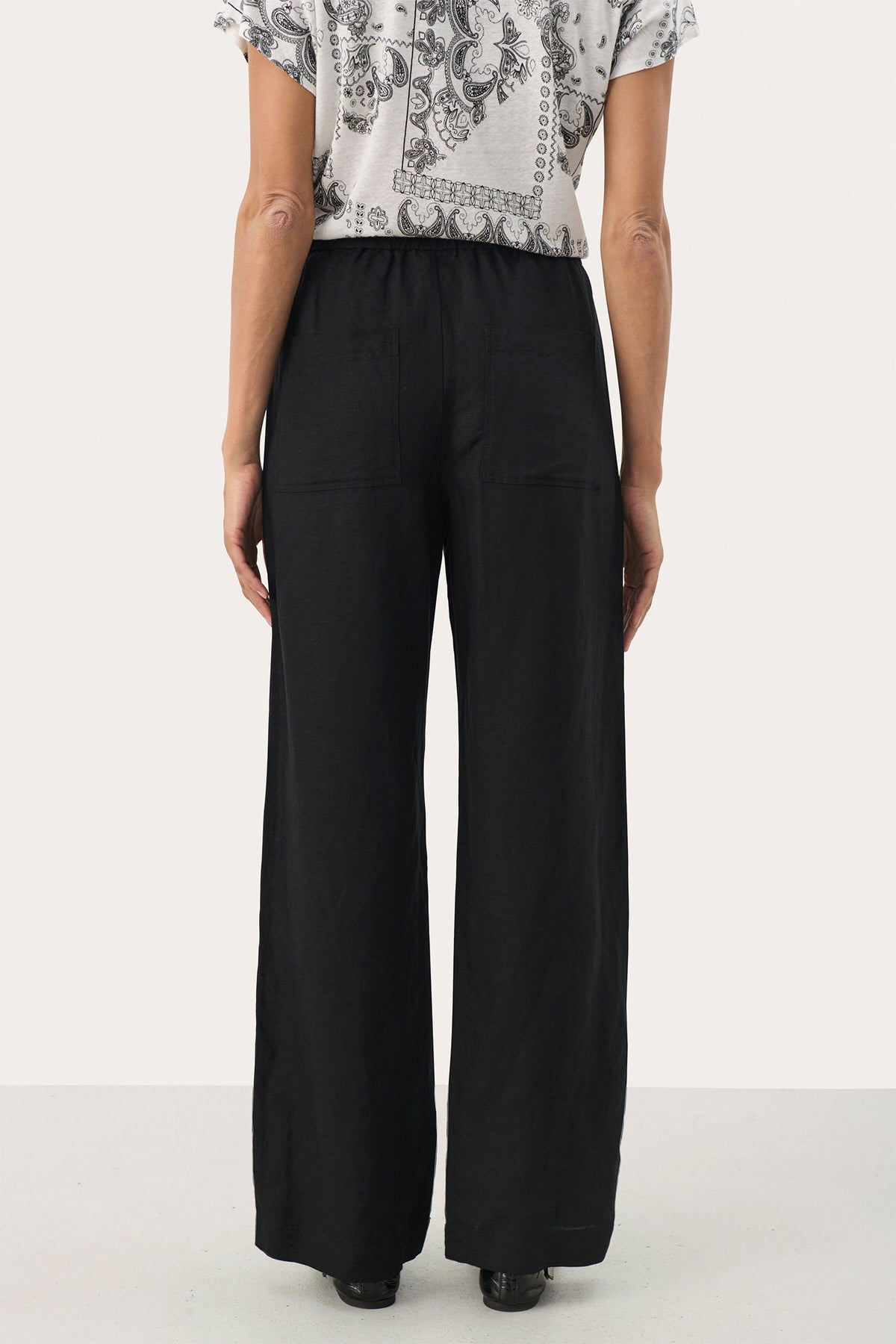 EniolaPW PA Black - 30309566