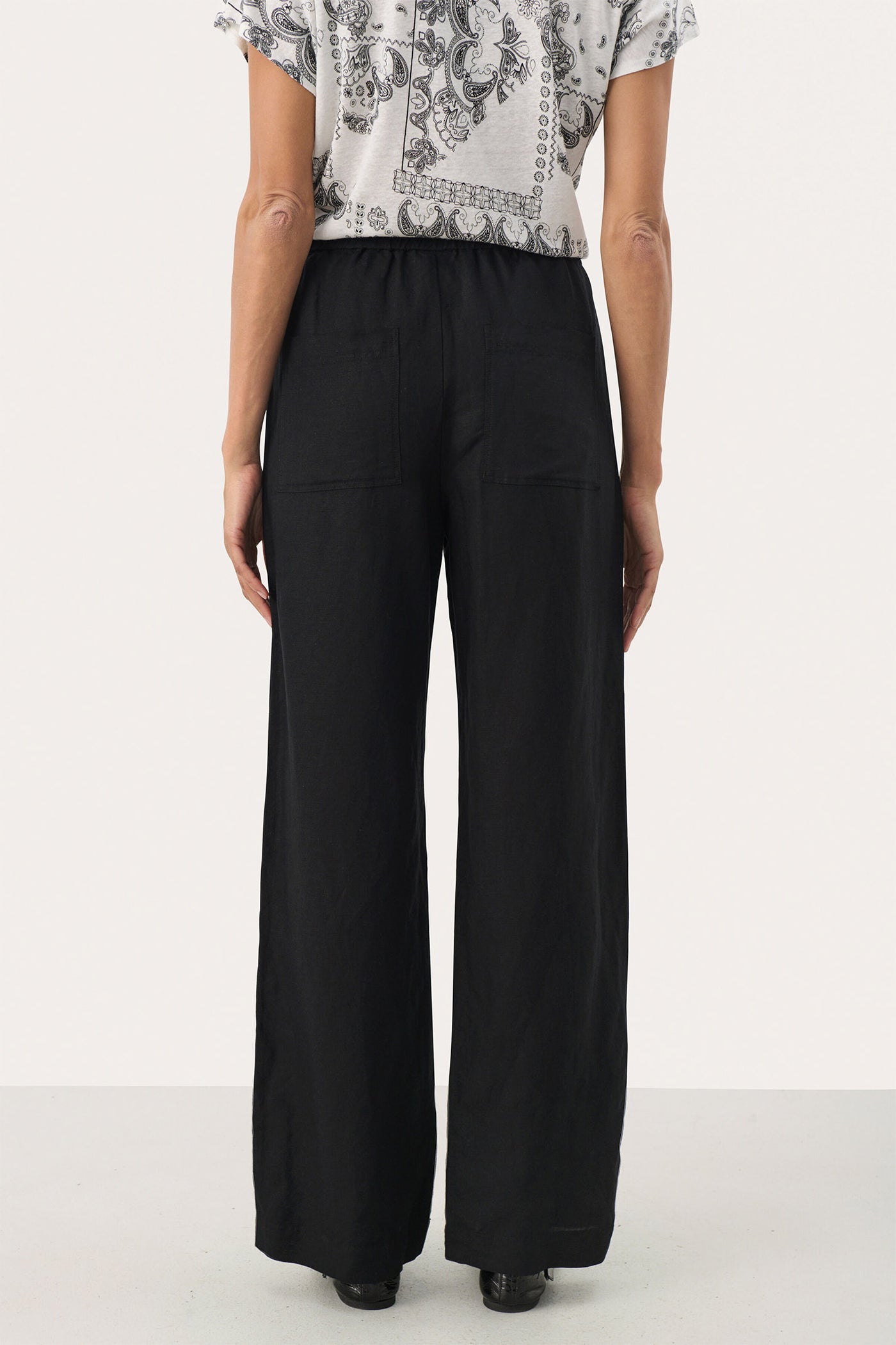 EniolaPW PA Black - 30309566