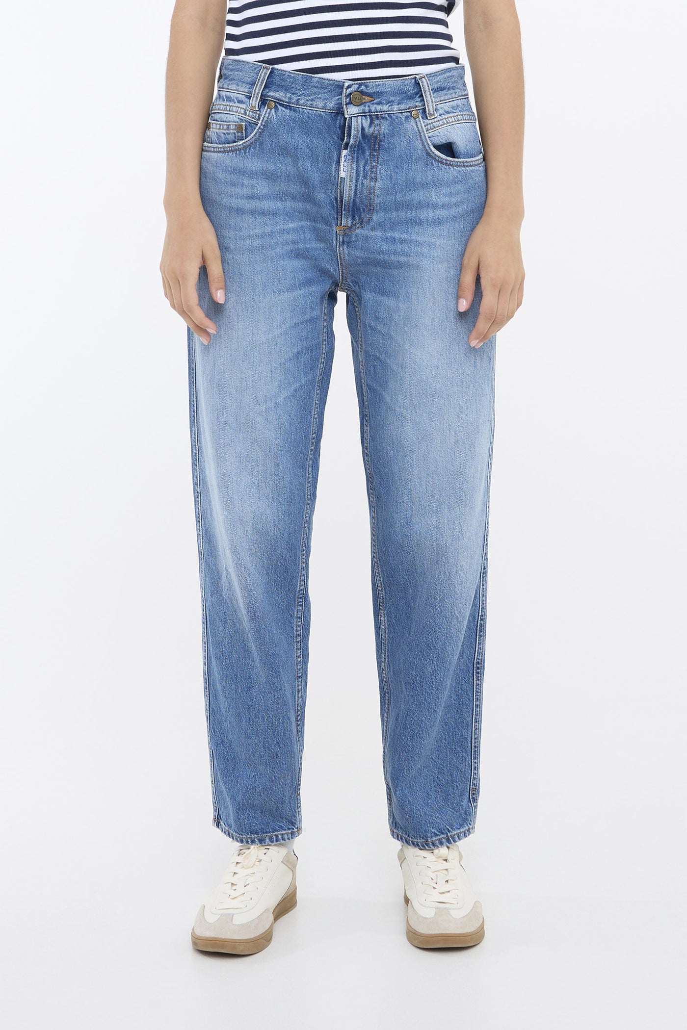 BAPAOLO JEANS MEDUIM BLUE WASH - 50405175