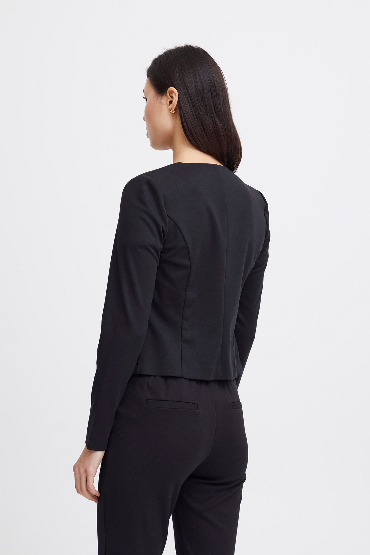 163709Black