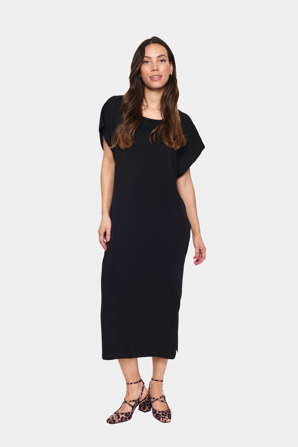 164896Black