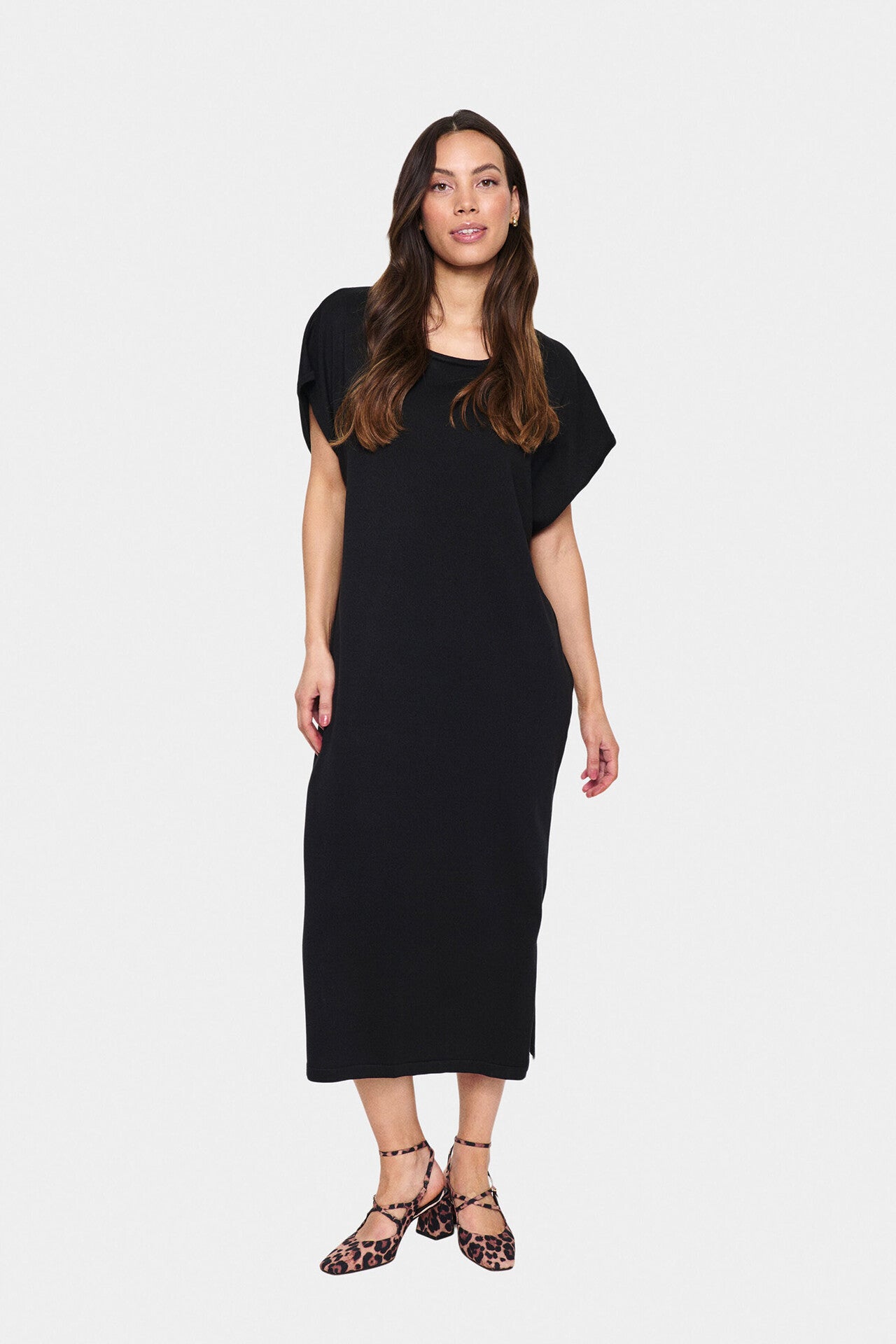 164896Black