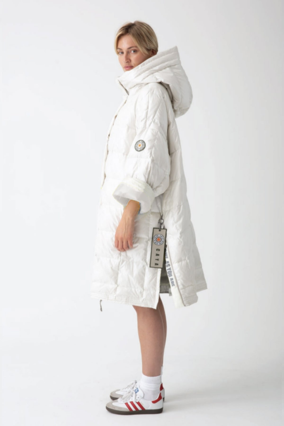 BELLA JAKKE POP. White - BELLA