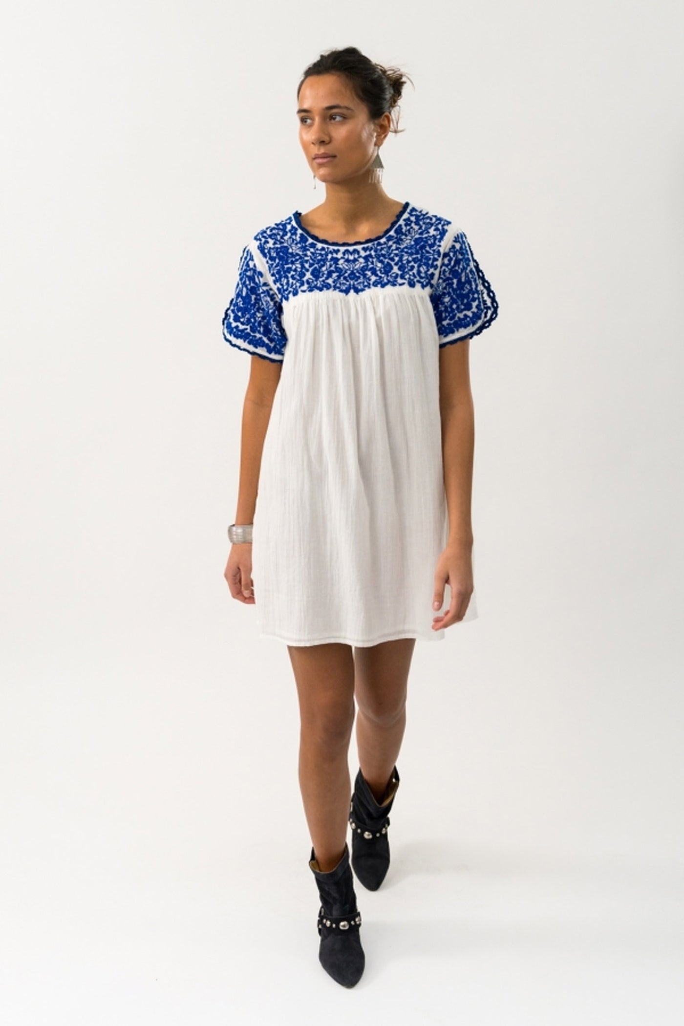 YugidaLL Short Dress SS 02 Creme