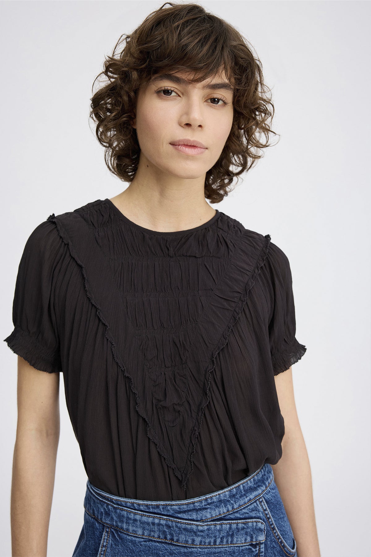 PERILLA 2-Black - 1000/25231