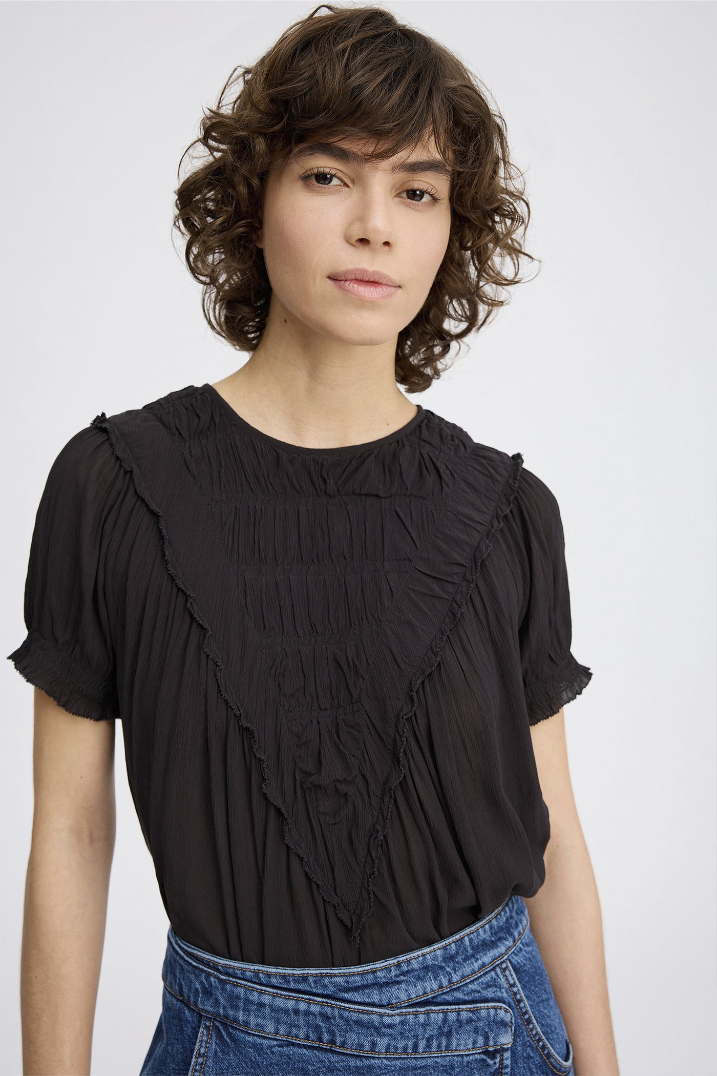 PERILLA 2-Black - 1000/25231
