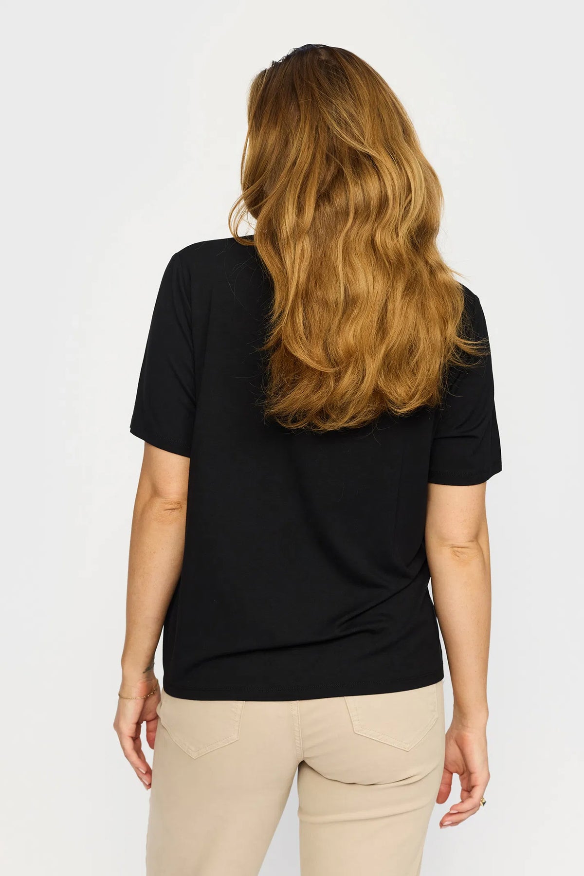 DARIN.EA25 Black - DARIN.EA25