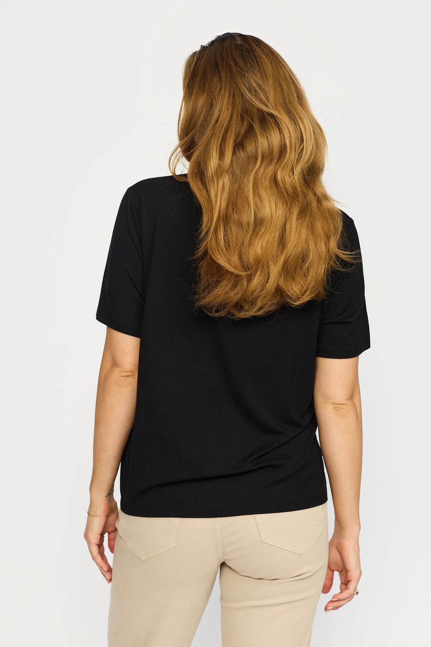DARIN.EA25 Black - DARIN.EA25