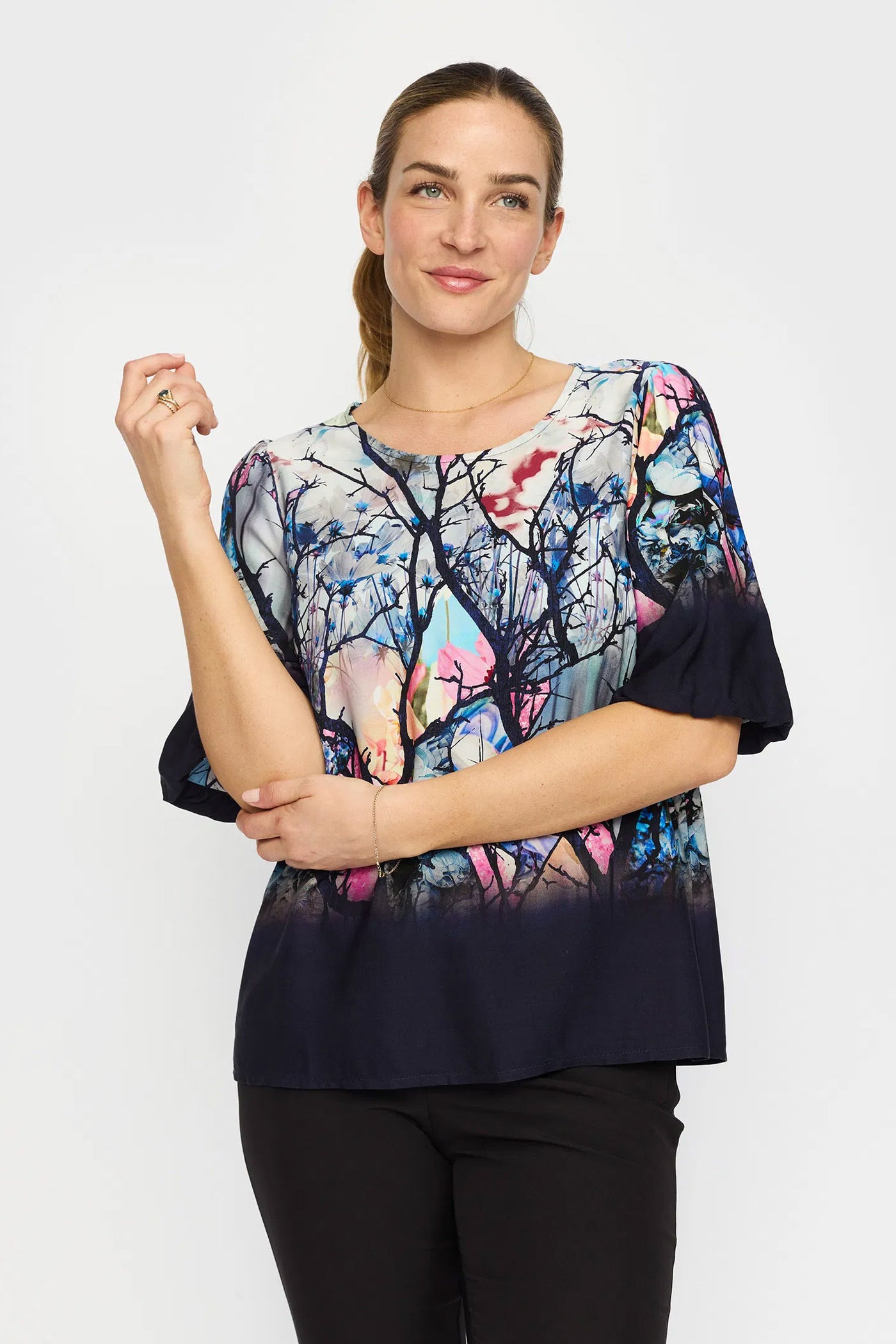VINA.EA25 NAVY LEAVES - VINA.EA25