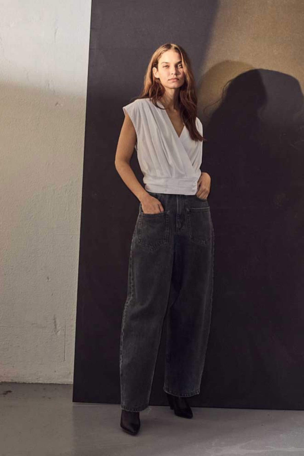 Flip Waist Pocket Jeans Black Black - HL10228