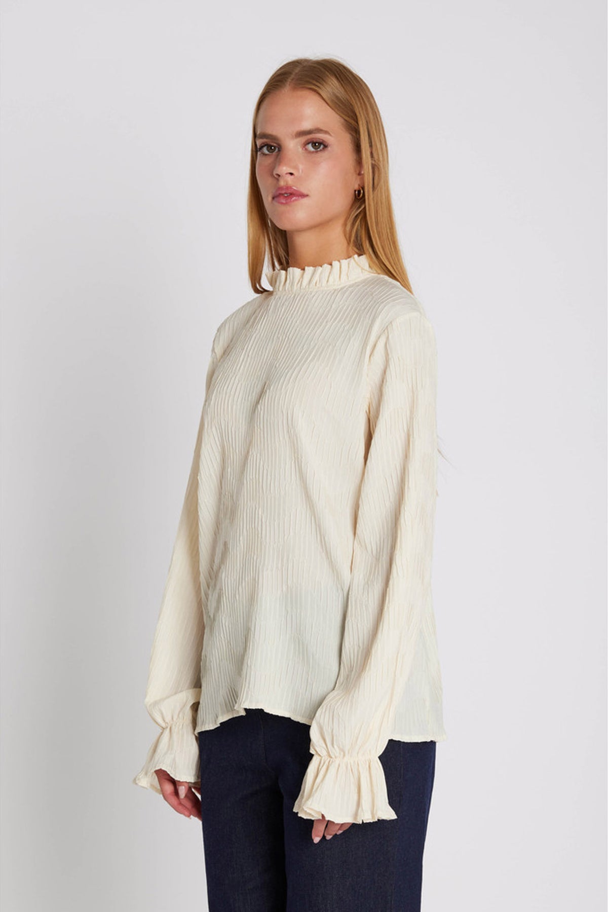 7605RDFYelena blouse 02 Off white - RDF435