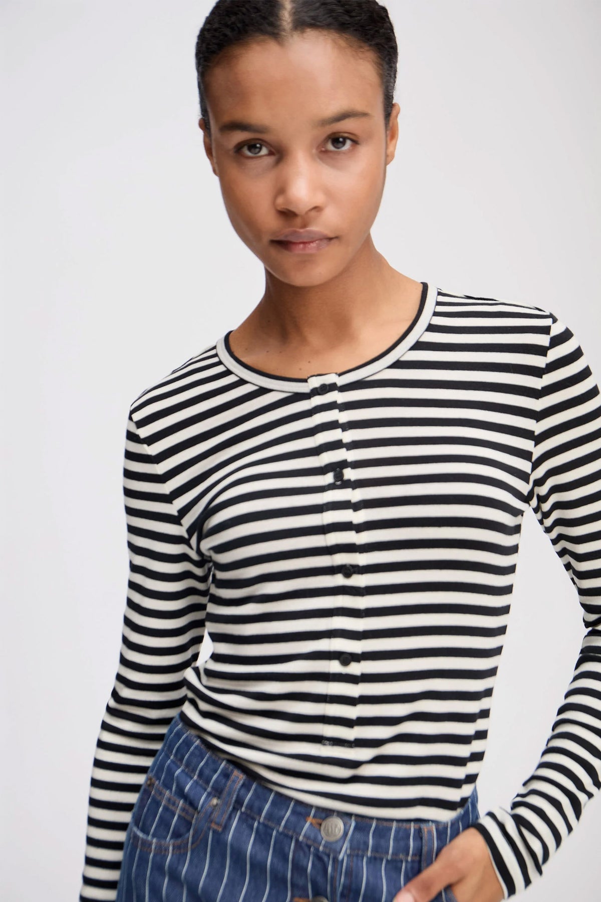 LEVOMA 2-Black - 1117/25364